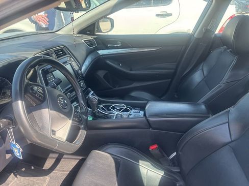 Used 2020 Nissan Maxima 3.5 SL w/ Floor Mat Group image 3