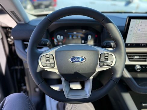New 2025 Ford Explorer Active w/ Active Comfort Package image 14