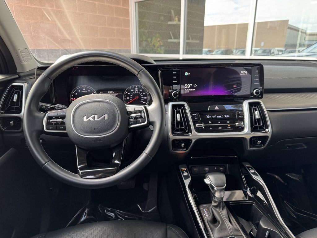 Used 2022 Kia Sorento SX FWD image 16