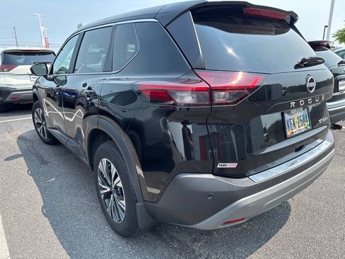 Certified 2023 Nissan Rogue SV AWD/4WD image 6