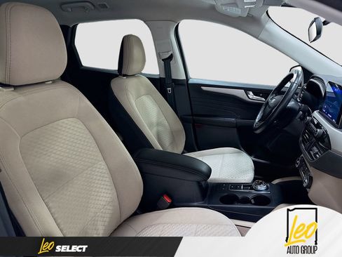 Used 2021 Ford Escape SE w/ Convenience Package FWD image 30