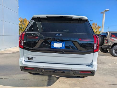 New 2025 Ford Expedition Platinum w/ Stealth Performance Package image 5