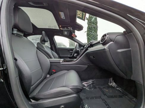 Certified 2025 Mercedes-Benz C 300 Sedan image 21