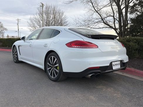 Used 2015 Porsche Panamera S image 8