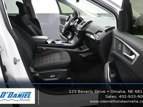 Used 2017 Ford Edge SEL AWD/4WD image 40