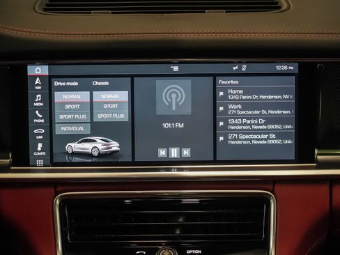 Certified 2020 Porsche Panamera GTS AWD/4WD image 13