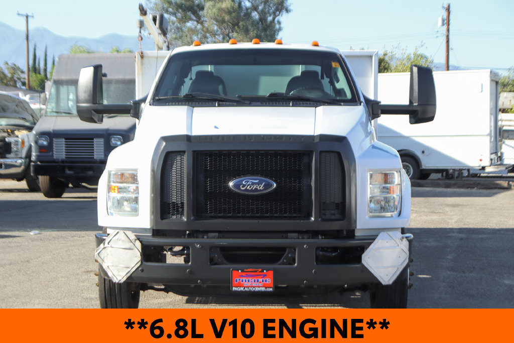 Used 2017 Ford F650 2WD SuperCab Super Duty image 3