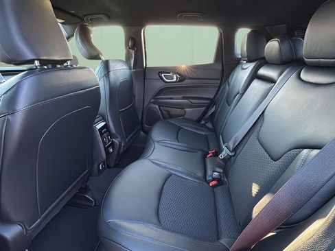 New 2026 Jeep Compass Latitude image 20