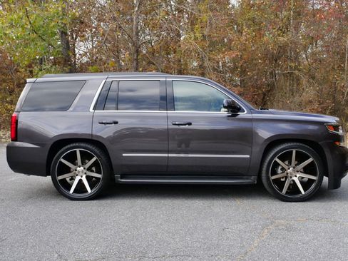Used 2018 Chevrolet Tahoe LT image 36