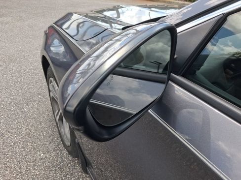 Used 2018 Honda Accord EX-L image 18