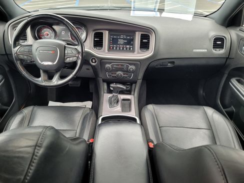 Used 2022 Dodge Charger SXT w/ Leather Interior Group RWD image 15