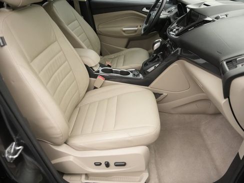 Used 2015 Ford Escape Titanium image 18