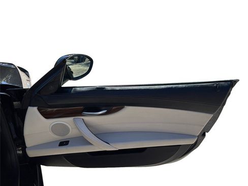 Used 2015 BMW Z4 sDrive35i image 32