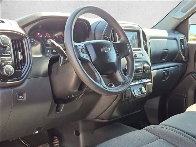 Used 2022 Chevrolet Silverado 1500 Custom Trail Boss w/ LPO, Dark Essentials Package AWD/4WD image 9