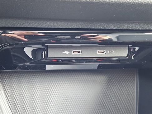 New 2025 Volkswagen GTI SE image 11