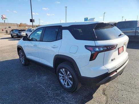 New 2026 Chevrolet Equinox LT w/ Convenience Package II image 6