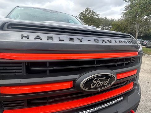 New 2026 Ford F250 Lariat w/ Black Appearance Package image 21