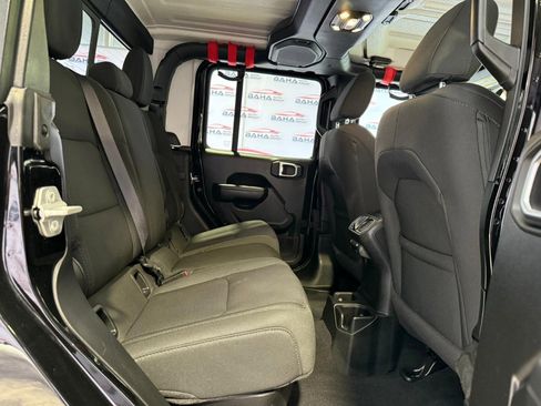 Used 2023 Jeep Gladiator Willys image 47