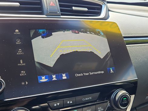 Used 2022 Honda CR-V Touring image 16