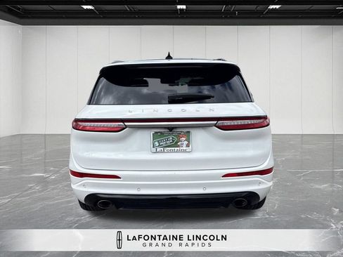Used 2023 Lincoln Corsair Reserve w/ Equipment Group 202A AWD/4WD image 4