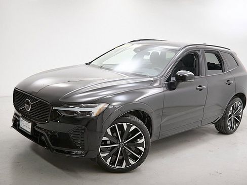 New 2026 Volvo XC60 B5 Ultra w/ Protection Package Premier image 3