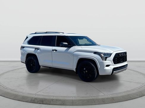 Used 2026 Toyota Sequoia Capstone AWD/4WD image 2