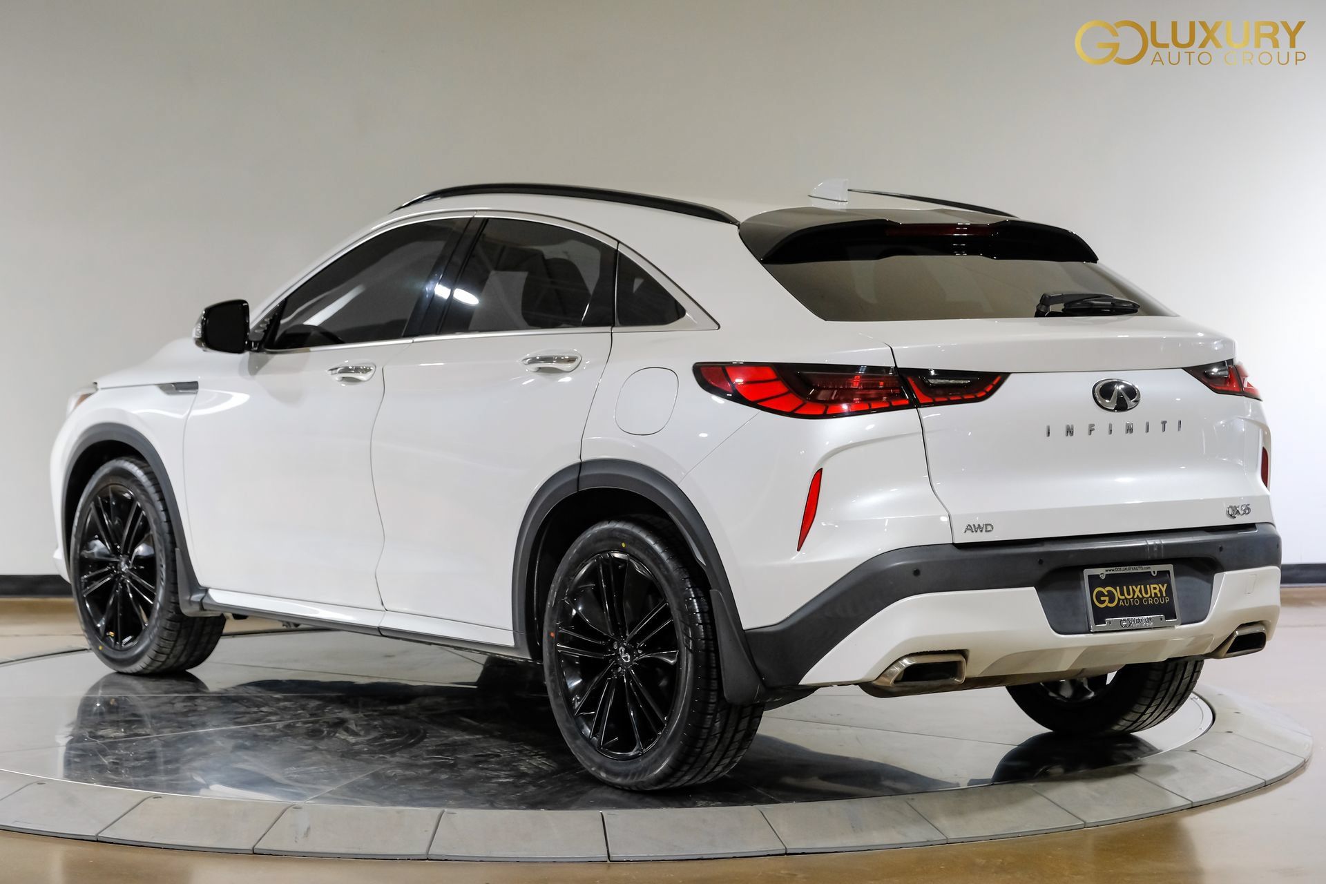 Used 2023 INFINITI QX55 Sensory w/ Lighting Package AWD/4WD image 12