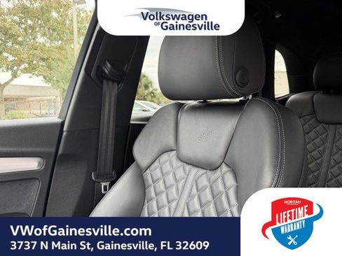 Used 2021 Audi SQ5 Premium Plus image 24