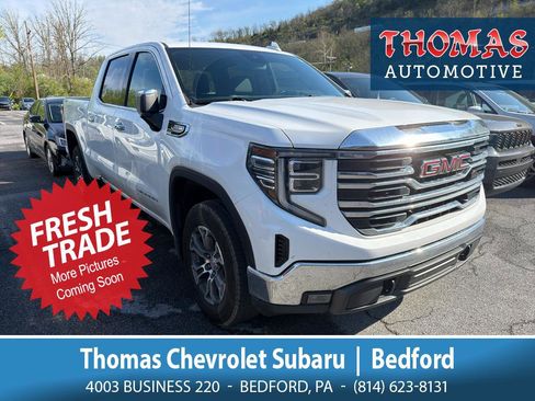 Used 2025 GMC Sierra 1500 SLT AWD/4WD image 1