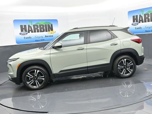 New 2026 Chevrolet TrailBlazer LT w/ Convenience Package image 2