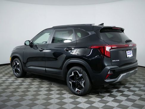 New 2026 Kia Seltos S image 8