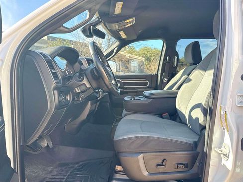 Used 2024 RAM 2500 Big Horn image 10