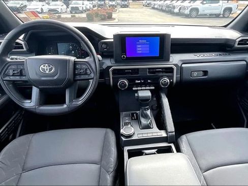 Used 2024 Toyota Tacoma SR image 15