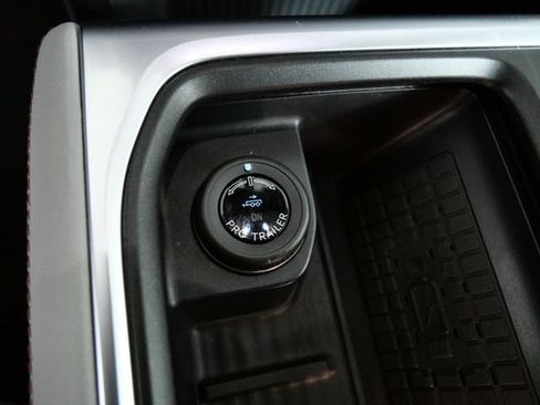 Certified 2025 Ford Expedition Active AWD/4WD image 23