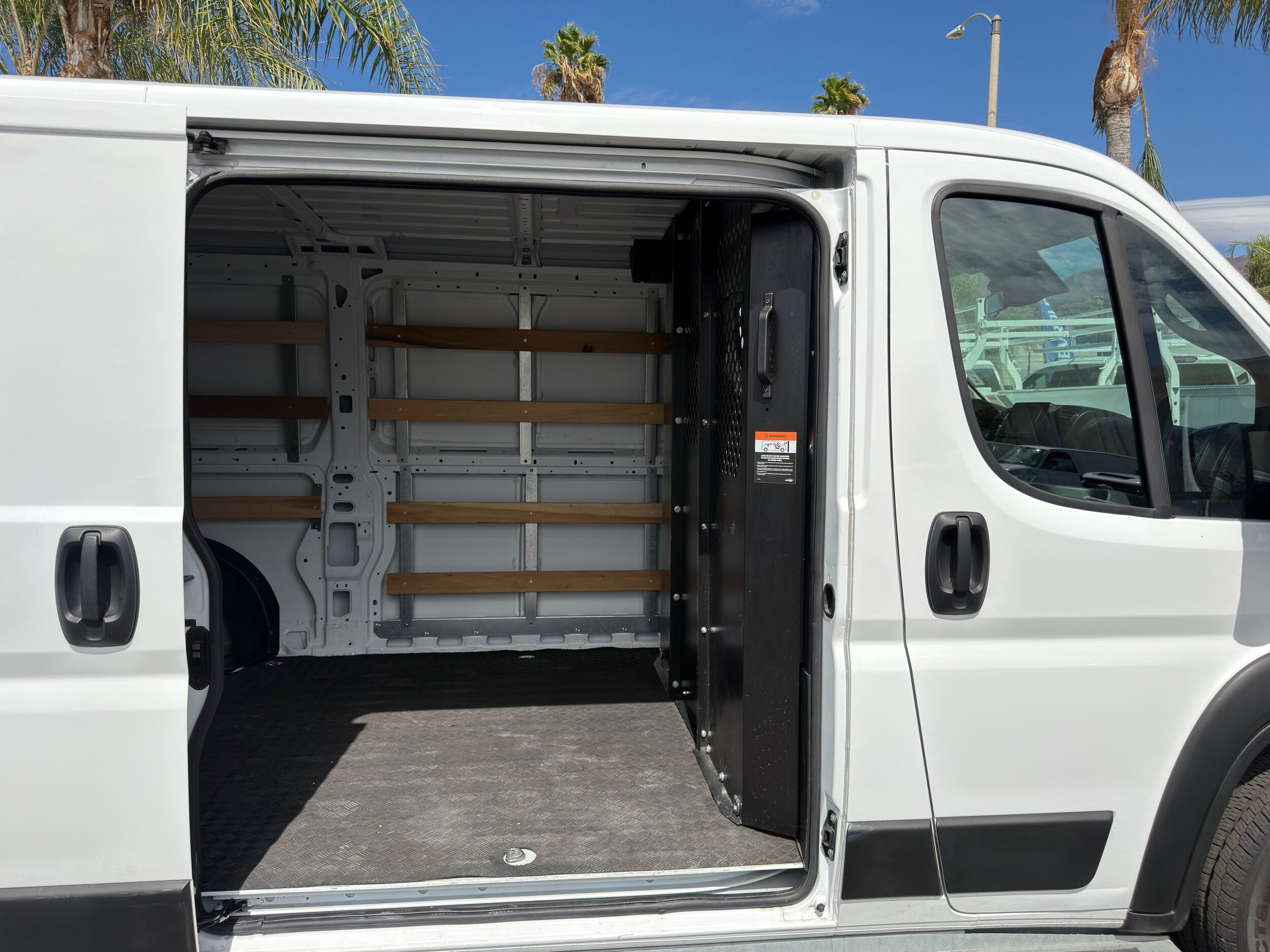 Used 2025 RAM ProMaster 2500 w/ U-Haul Equipment Group FWD image 12