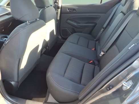 Used 2024 Nissan Altima 2.5 S image 7