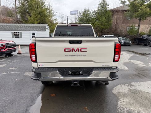 New 2026 GMC Sierra 2500 SLE w/ SLE Value Package; image 4