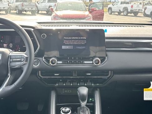 New 2026 GMC Canyon Elevation image 13