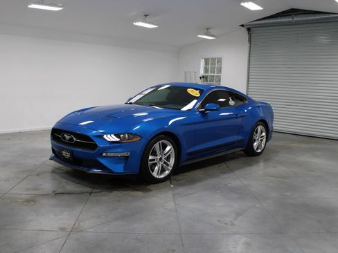 Used 2019 Ford Mustang Premium w/ Pony Package image 4