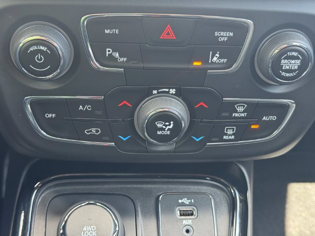 Certified 2021 Jeep Compass Limited AWD/4WD image 34