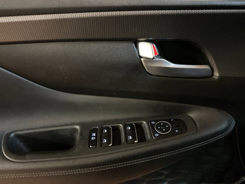 Used 2019 Hyundai Santa Fe Limited image 10