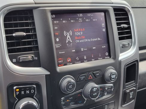 Used 2024 RAM 1500 Warlock w/ Electronics Group AWD/4WD image 15