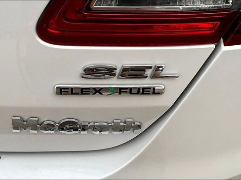 Used 2015 Ford Taurus SEL w/ Equipment Group 201A image 21