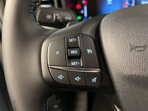 New 2025 Ford Maverick Lobo image 15