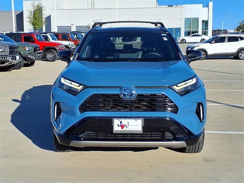 Used 2022 Toyota RAV4 XSE image 10