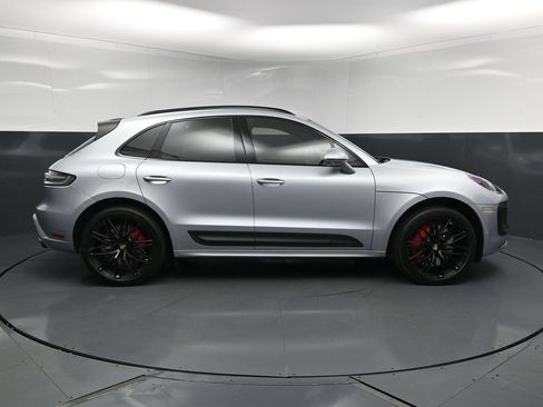 New 2024 Porsche Macan GTS AWD/4WD image 11