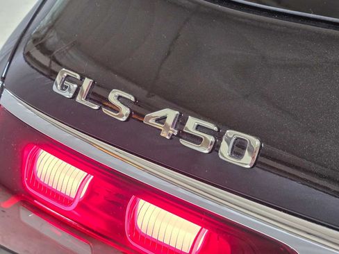 Certified 2025 Mercedes-Benz GLS 450 4MATIC image 16