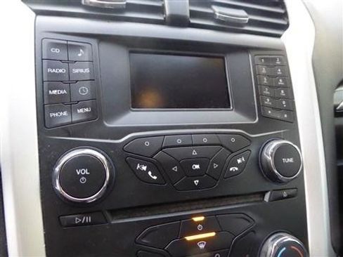 Used 2013 Ford Fusion SE image 10