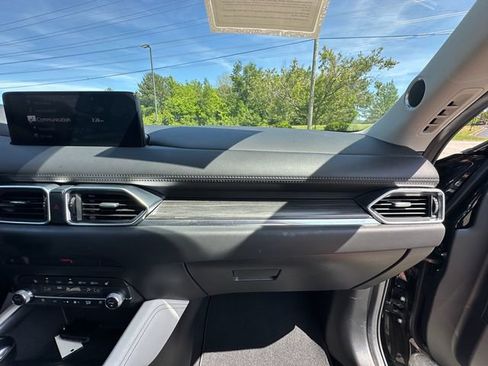 Used 2023 MAZDA CX-5 AWD 2.5 S w/ Premium Plus Pkg image 18