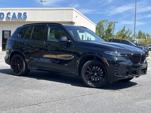 Used 2024 BMW X5 xDrive40i w/ M Sport Package image 2